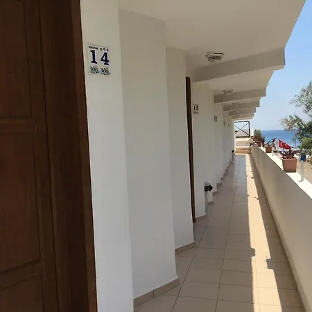 Μοτέλ Kardesler Αλικαρνασσός